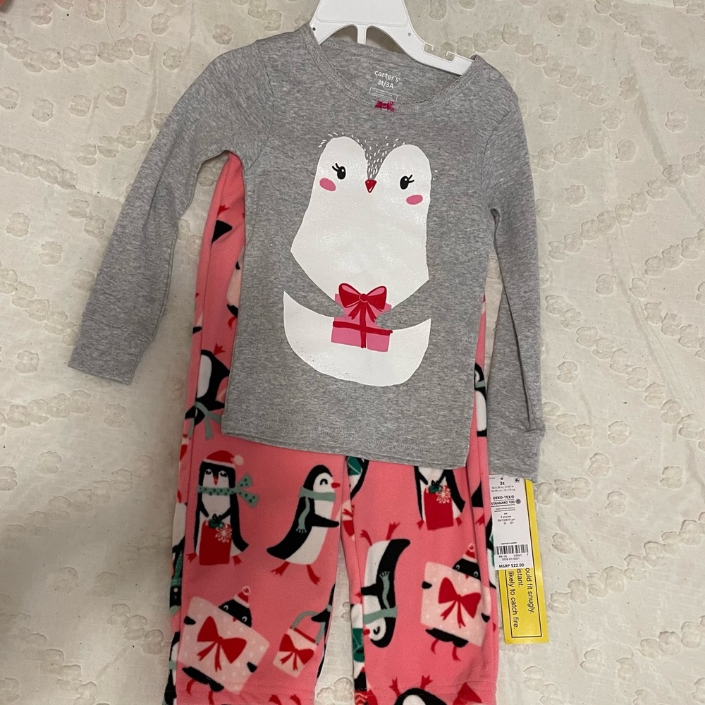NWT 3t penguin fleece pajamas
